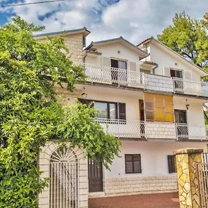 Radic - Affordable By The , Trogir Chorwacja