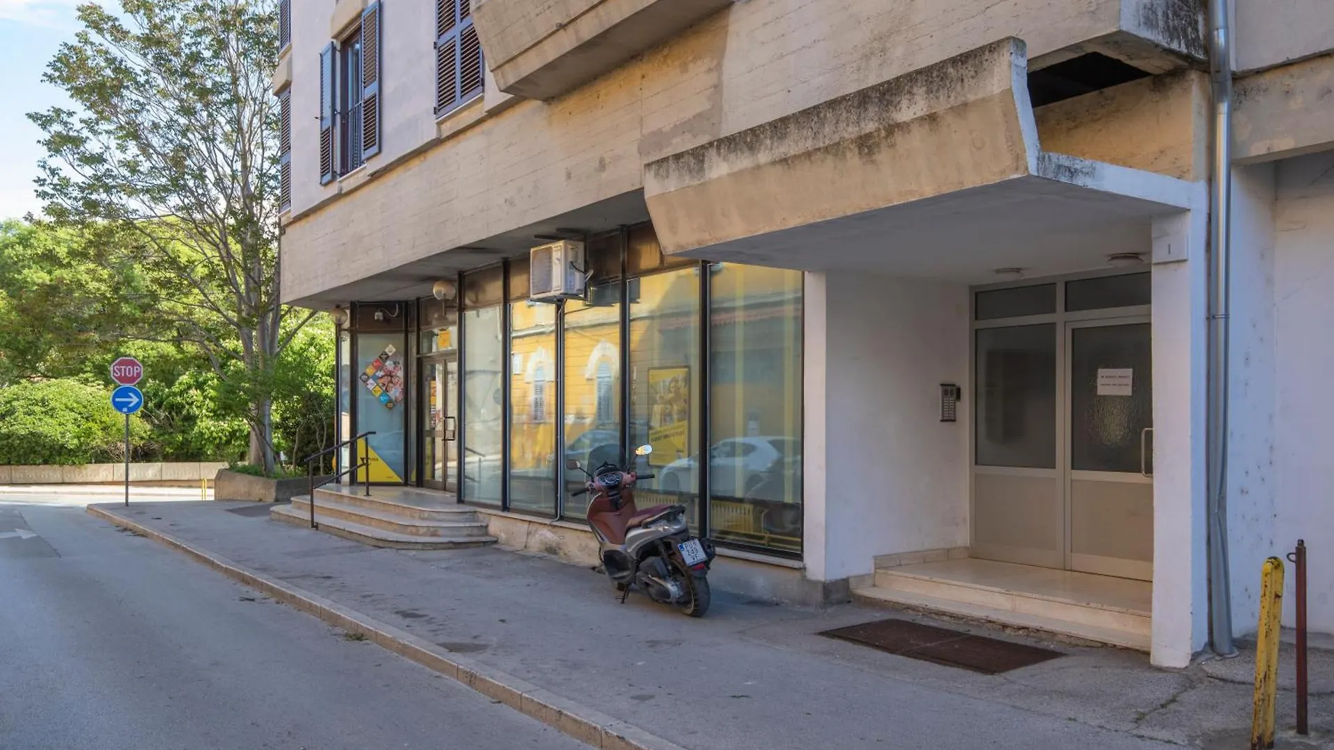City Market Apartments Pula 0*,  Chorwacja